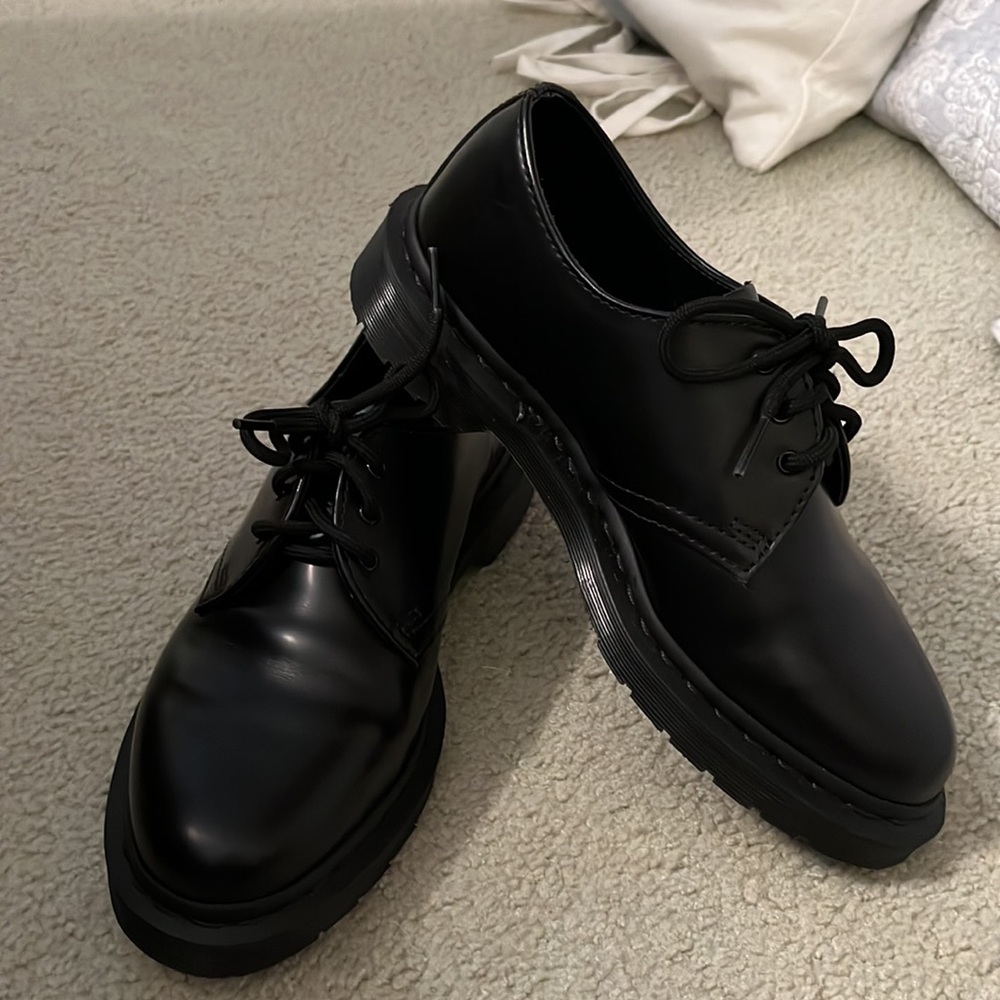 New Women’s Dr. Marten’s 1461 Mono Smooth Leather Oxford Shoes